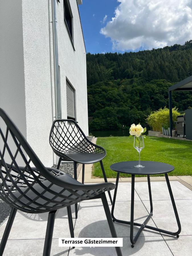 "Auslese 54" -Direkt Am Moselufer- Gaestezimmer & Ferienwohnung Traben-Trarbach Exterior photo